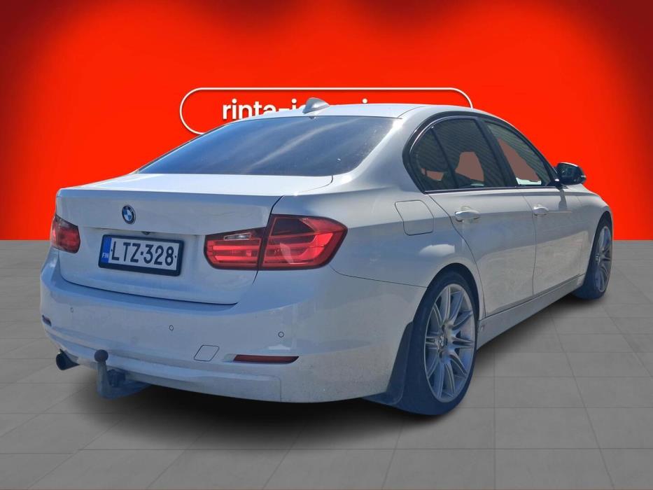 BMW 320 2013