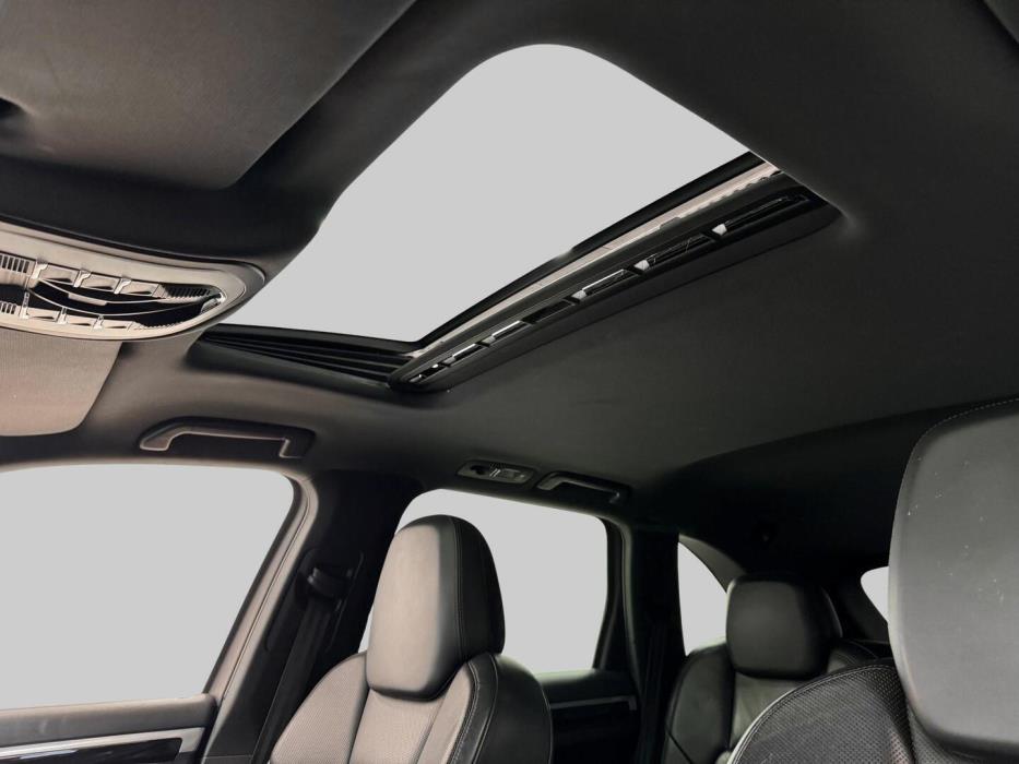 PORSCHE Cayenne 2010