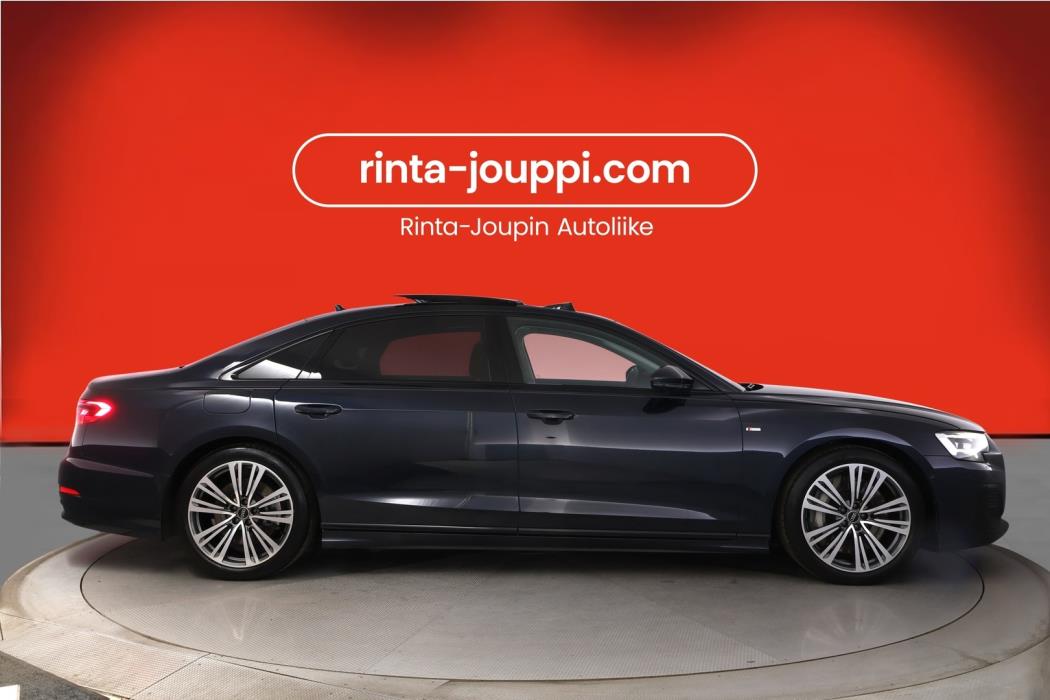 AUDI A8 2025