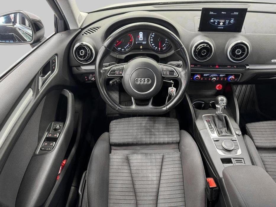 AUDI A3 2016