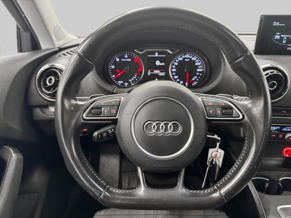 AUDI A3 2016
