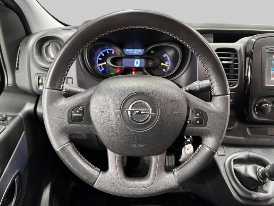 OPEL Vivaro 2016