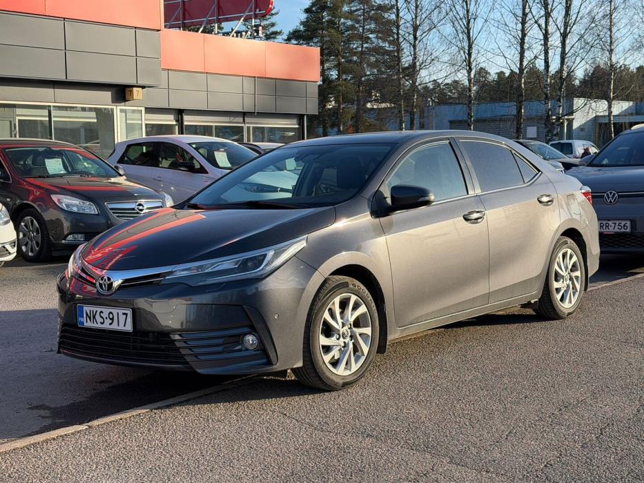 TOYOTA Corolla 2017