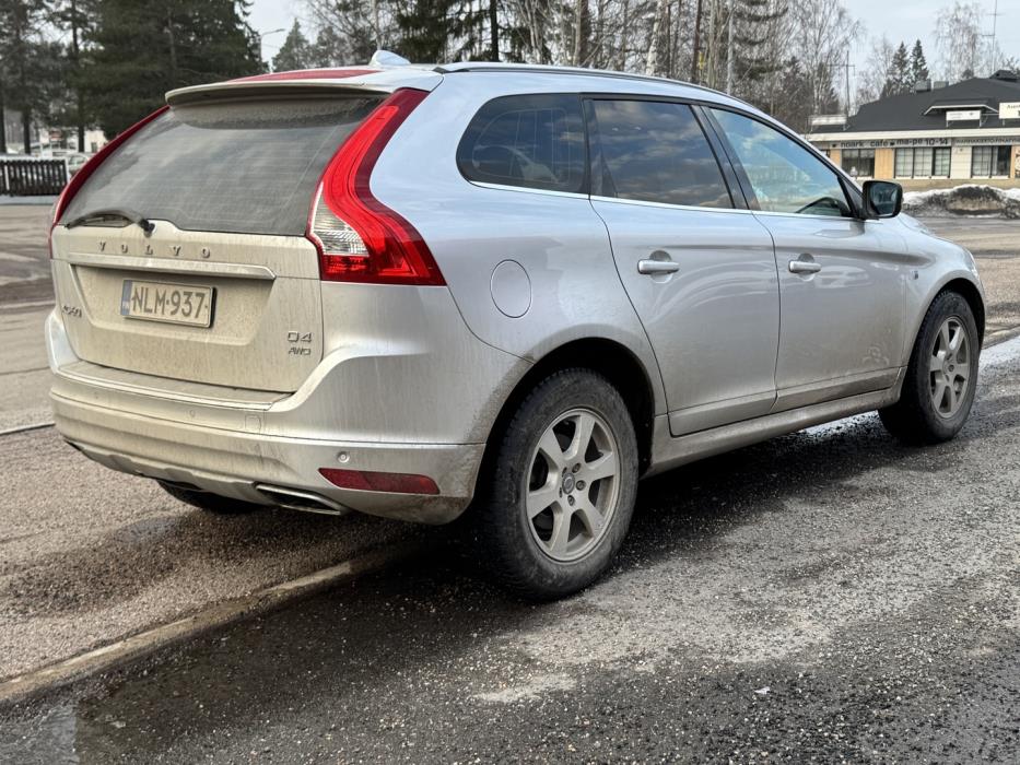 VOLVO XC60 2016