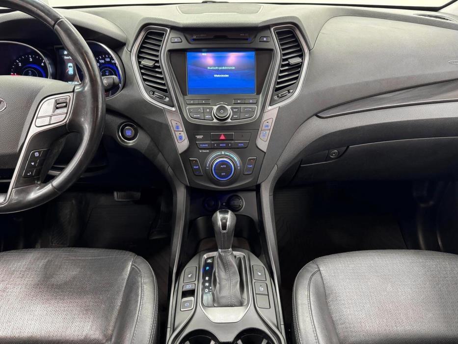 HYUNDAI Santa Fe 2013