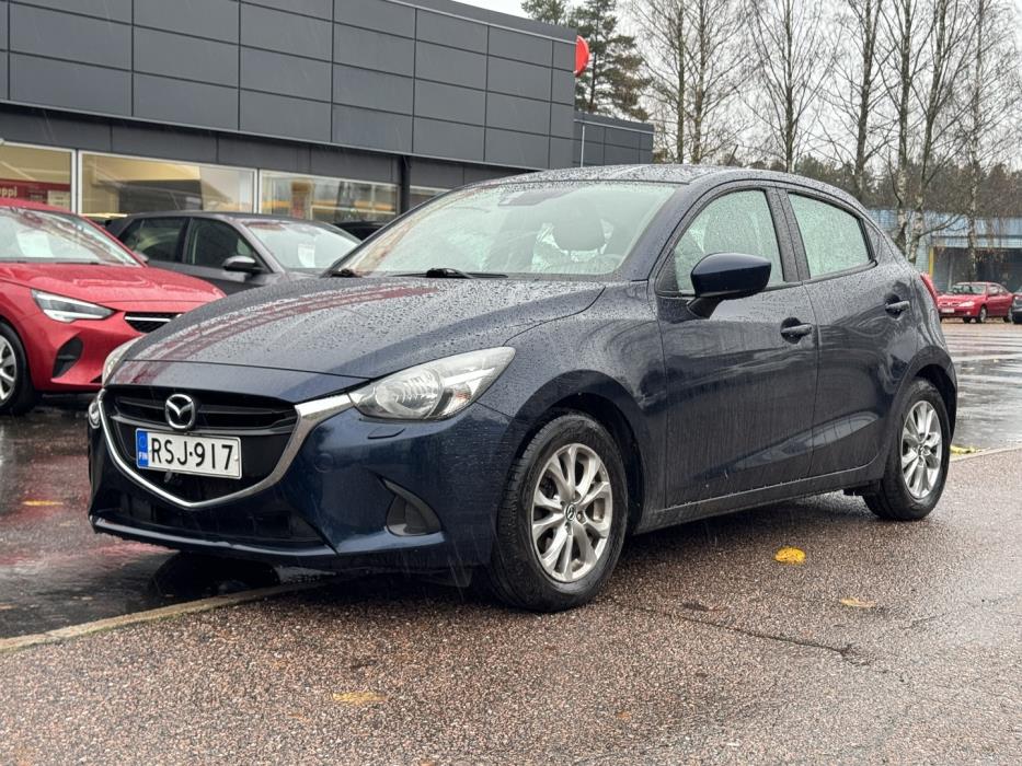 MAZDA 2 2015