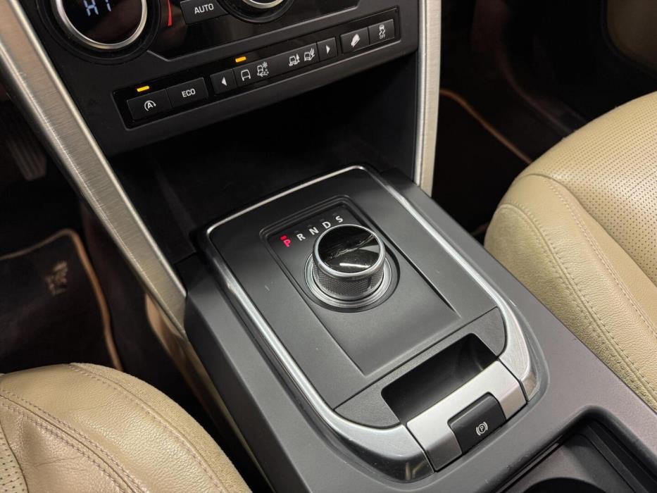 LAND ROVER DISCOVERY SPORT 2016