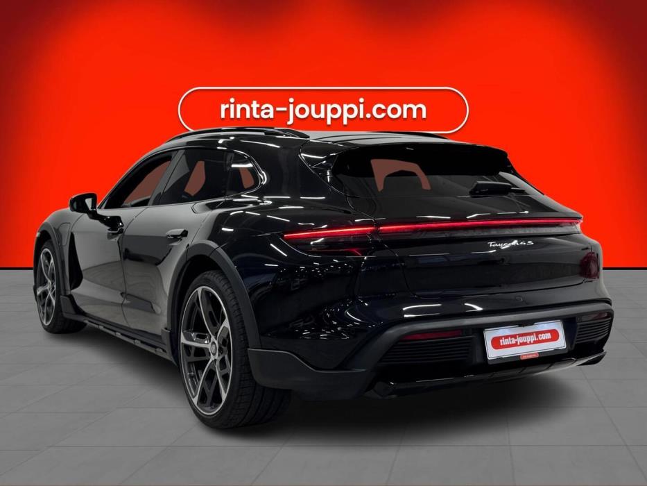 PORSCHE TAYCAN 2023