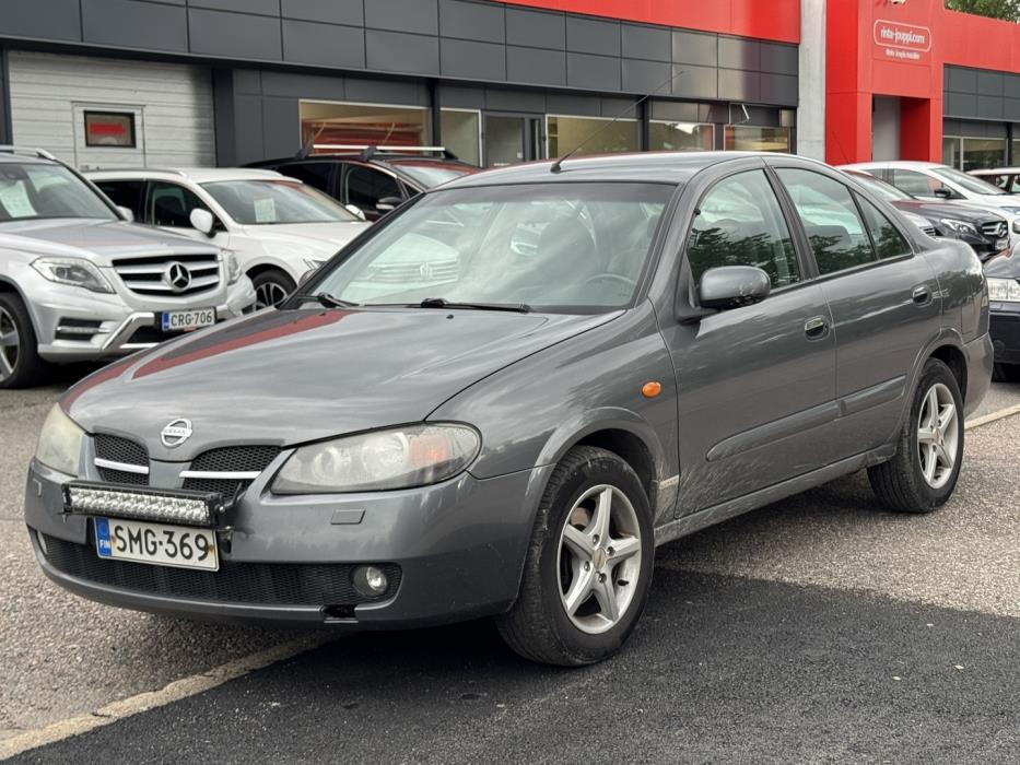 NISSAN Almera 2004
