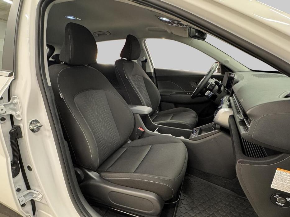 HYUNDAI KONA ELECTRIC 2024