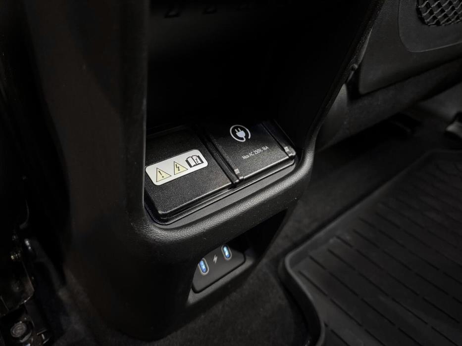 HYUNDAI KONA ELECTRIC 2024