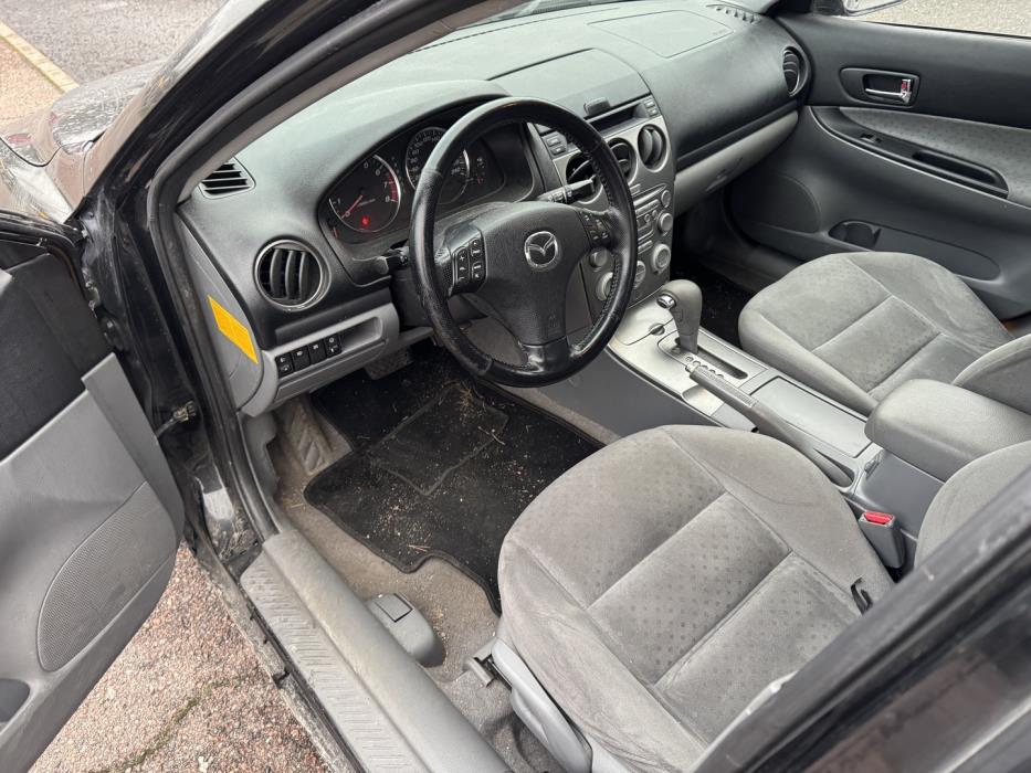 MAZDA 6 2004
