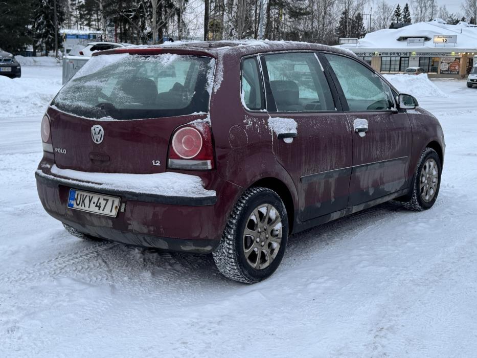 VOLKSWAGEN Polo 2005