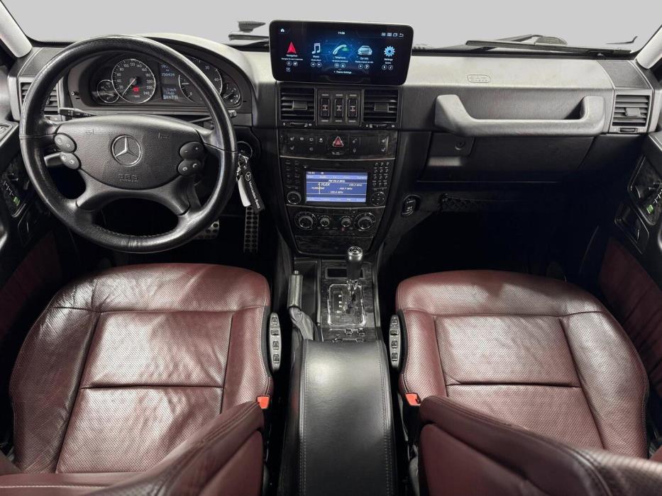 MERCEDES-BENZ G 2011