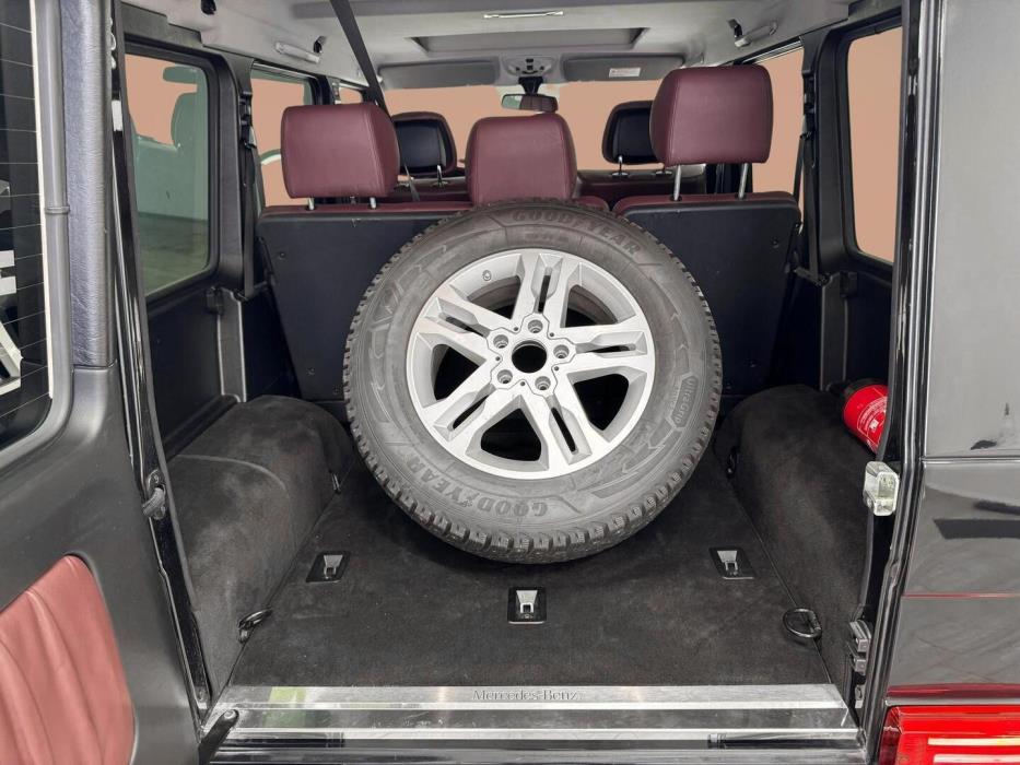 MERCEDES-BENZ G 2011