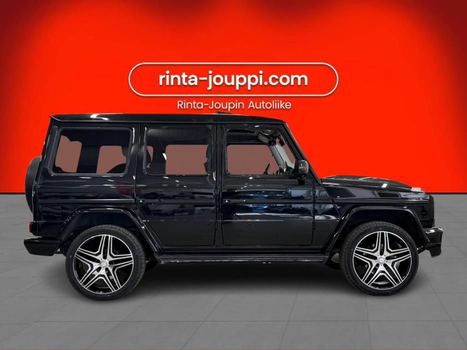 MERCEDES-BENZ G 2011