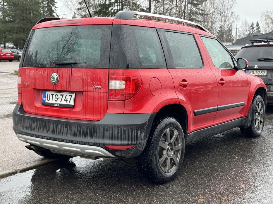 SKODA Yeti 2013