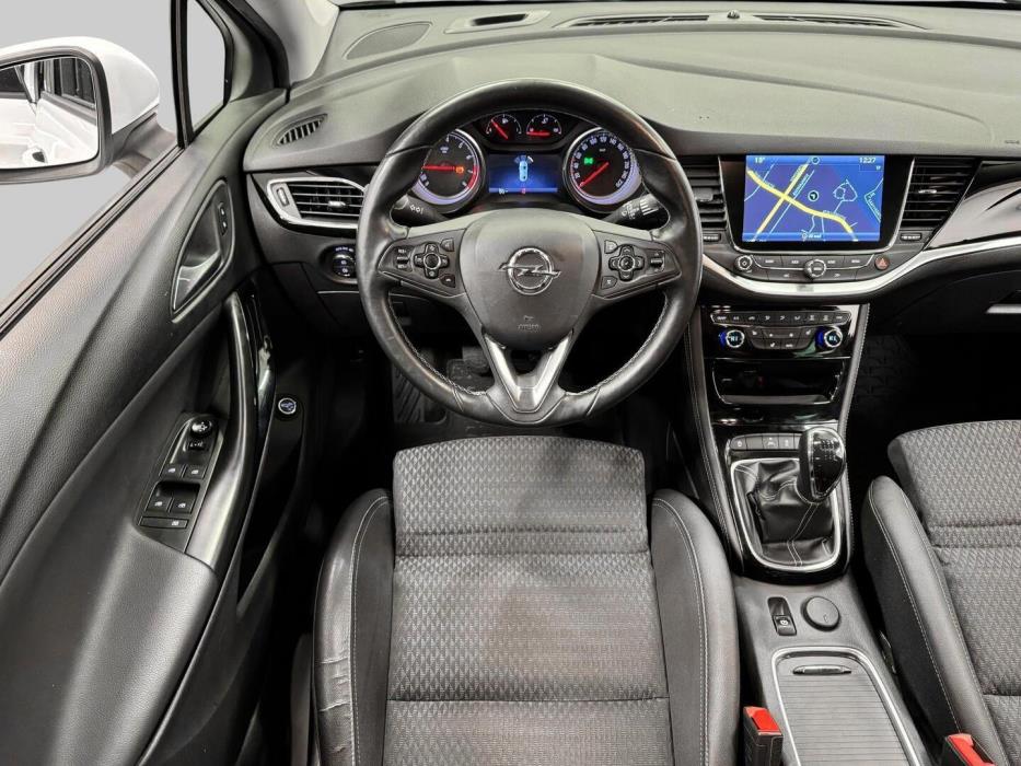 OPEL Astra 2016