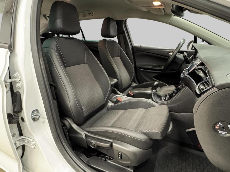 OPEL Astra 2016