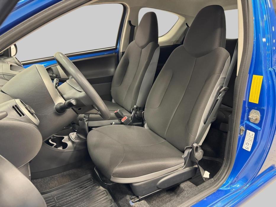 TOYOTA AYGO 2013