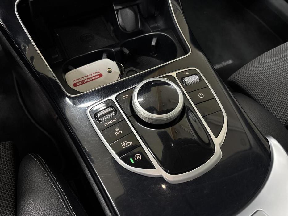MERCEDES-BENZ C 2020