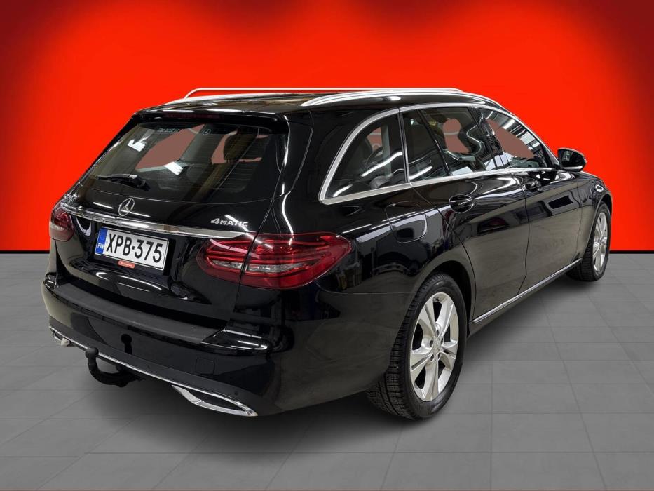 MERCEDES-BENZ C 2020