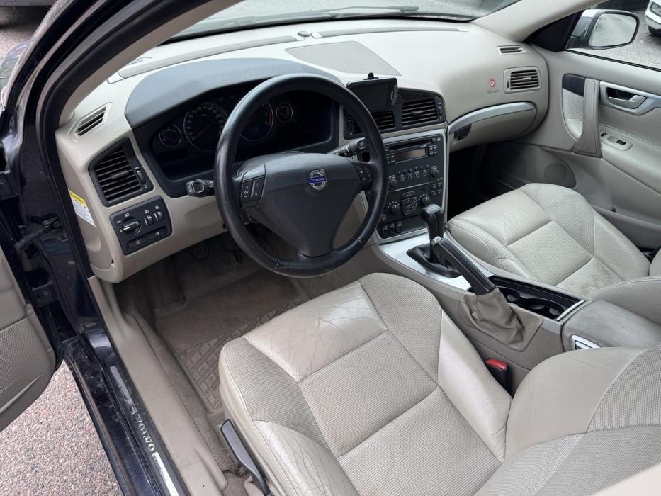 VOLVO S60 2005