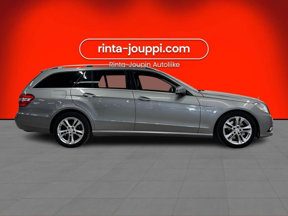MERCEDES-BENZ E 2010