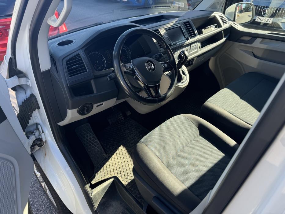 VOLKSWAGEN Transporter 2017
