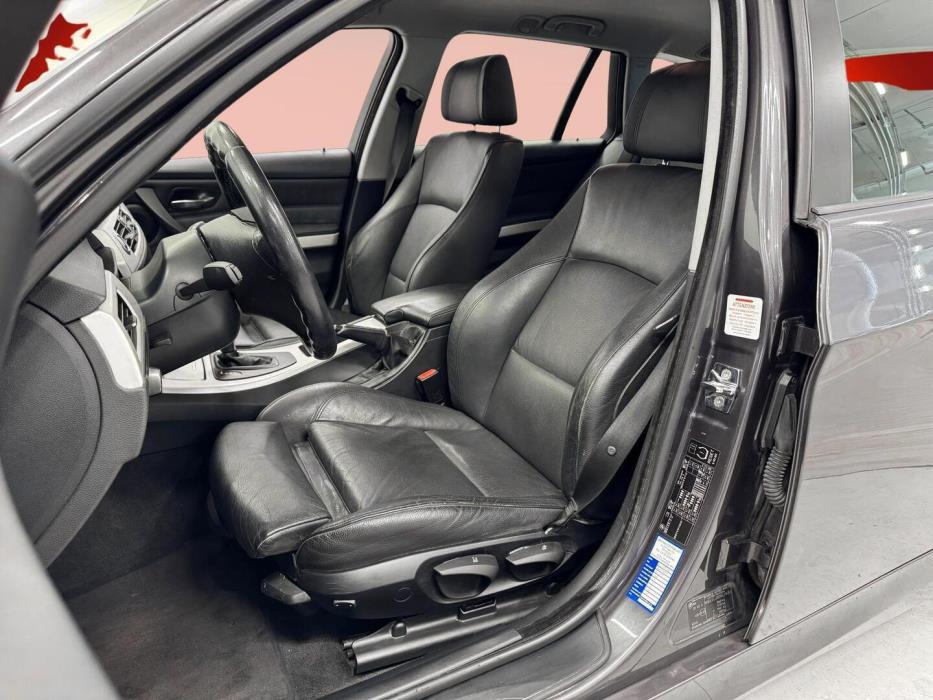 BMW 320 2007