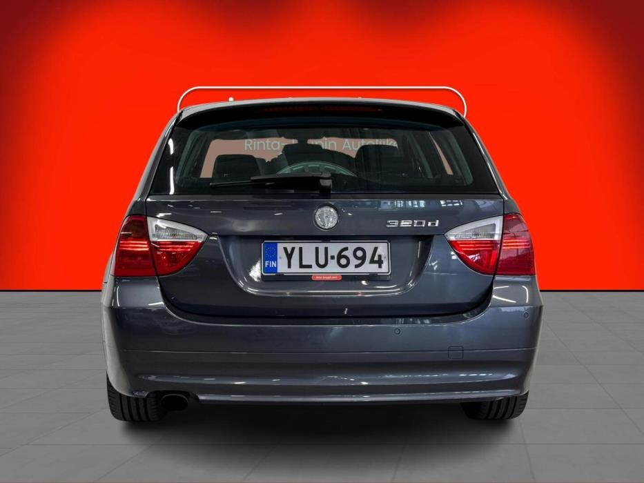 BMW 320 2007