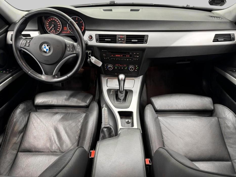 BMW 320 2007