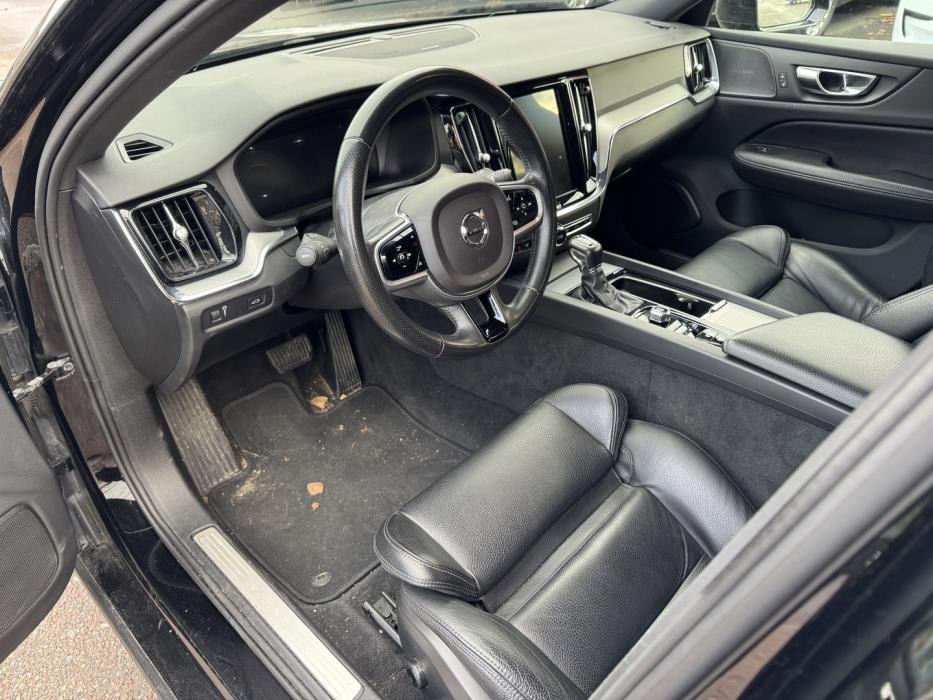 VOLVO V60 2019