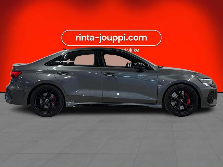AUDI RS 3 2024