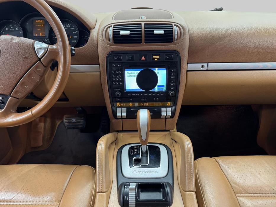 PORSCHE Cayenne 2006