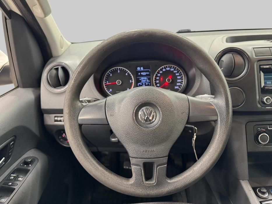 VOLKSWAGEN Amarok 2013