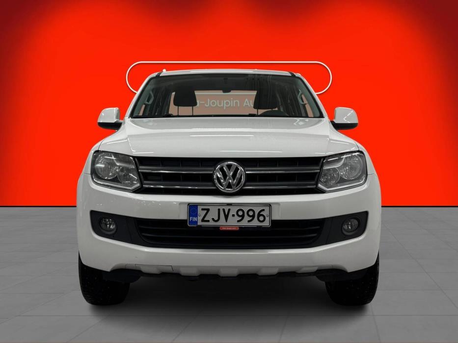 VOLKSWAGEN Amarok 2013