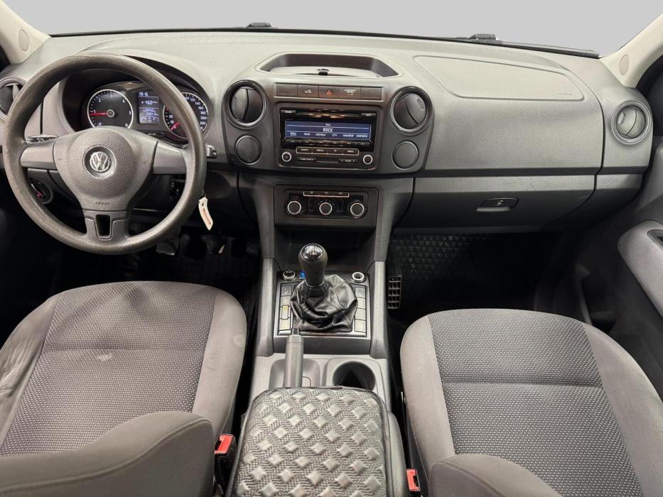 VOLKSWAGEN Amarok 2013