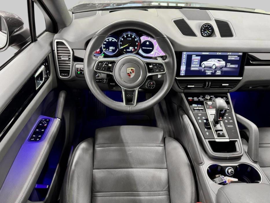 PORSCHE Cayenne 2021