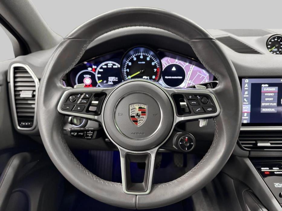 PORSCHE Cayenne 2021