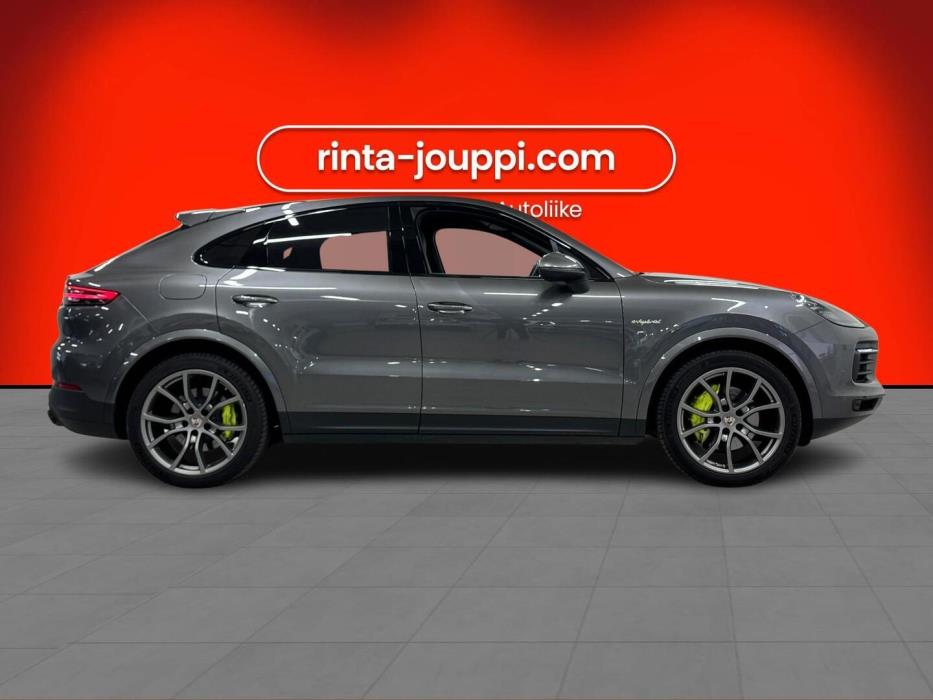 PORSCHE Cayenne 2021