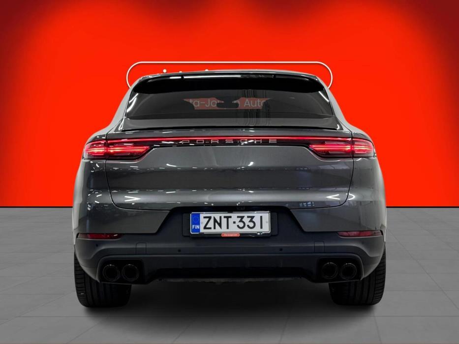 PORSCHE Cayenne 2021