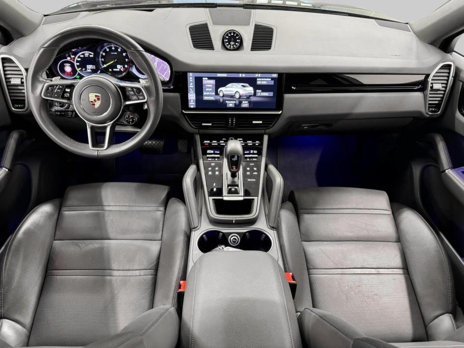 PORSCHE Cayenne 2021