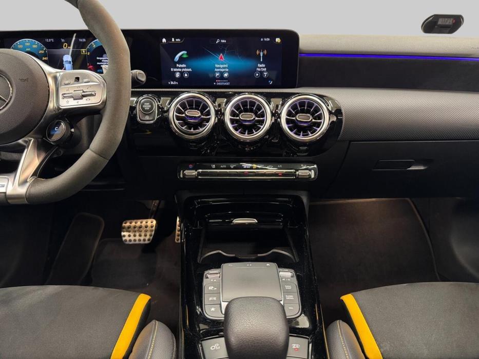 MERCEDES-BENZ A 45 AMG 2022