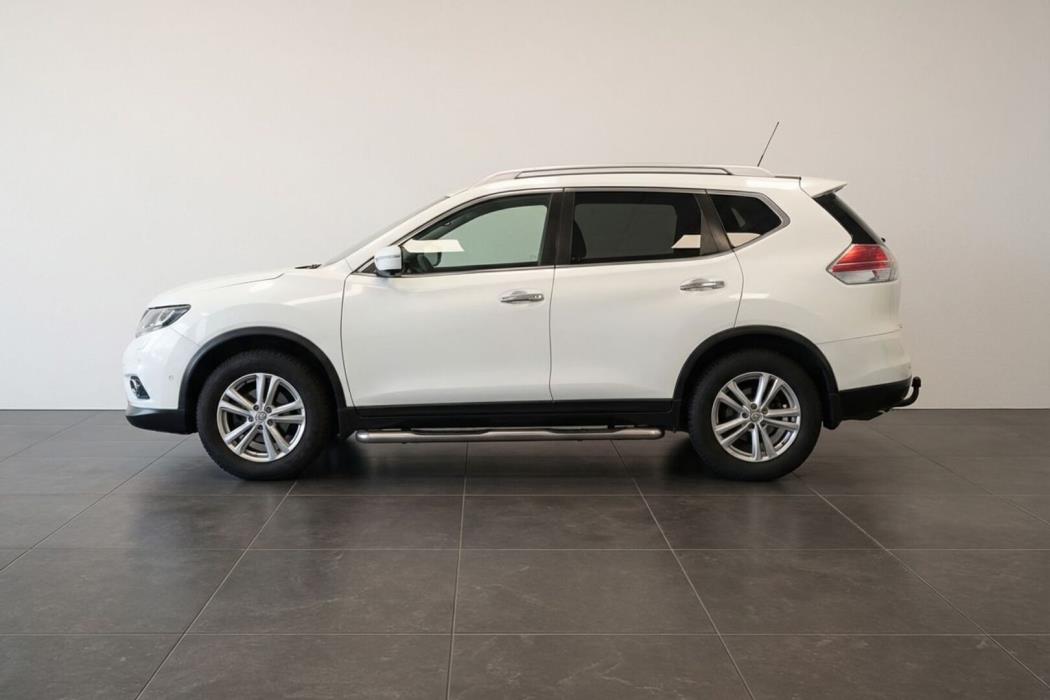 NISSAN X-TRAIL 2018