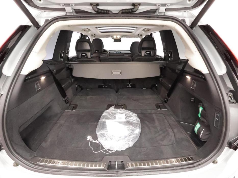 VOLVO XC90 2025