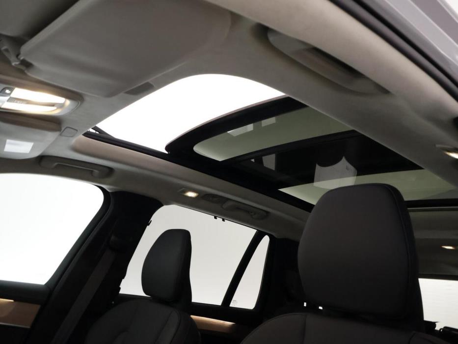 VOLVO XC90 2025