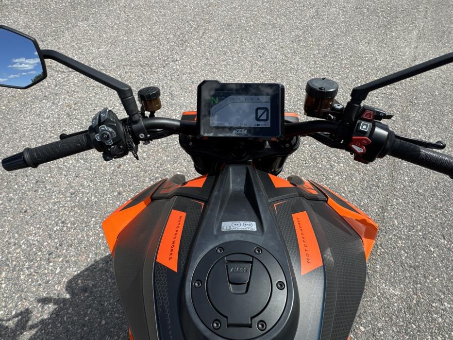 KTM 1290 2023