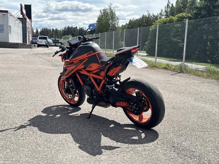 KTM 1290 2023