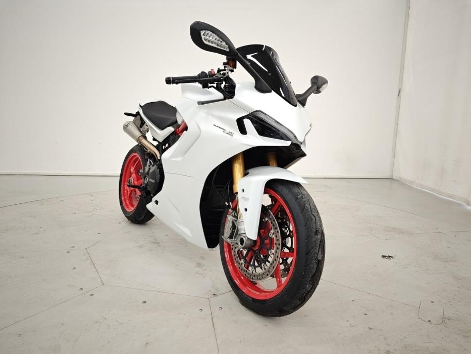 DUCATI Supersport 2023